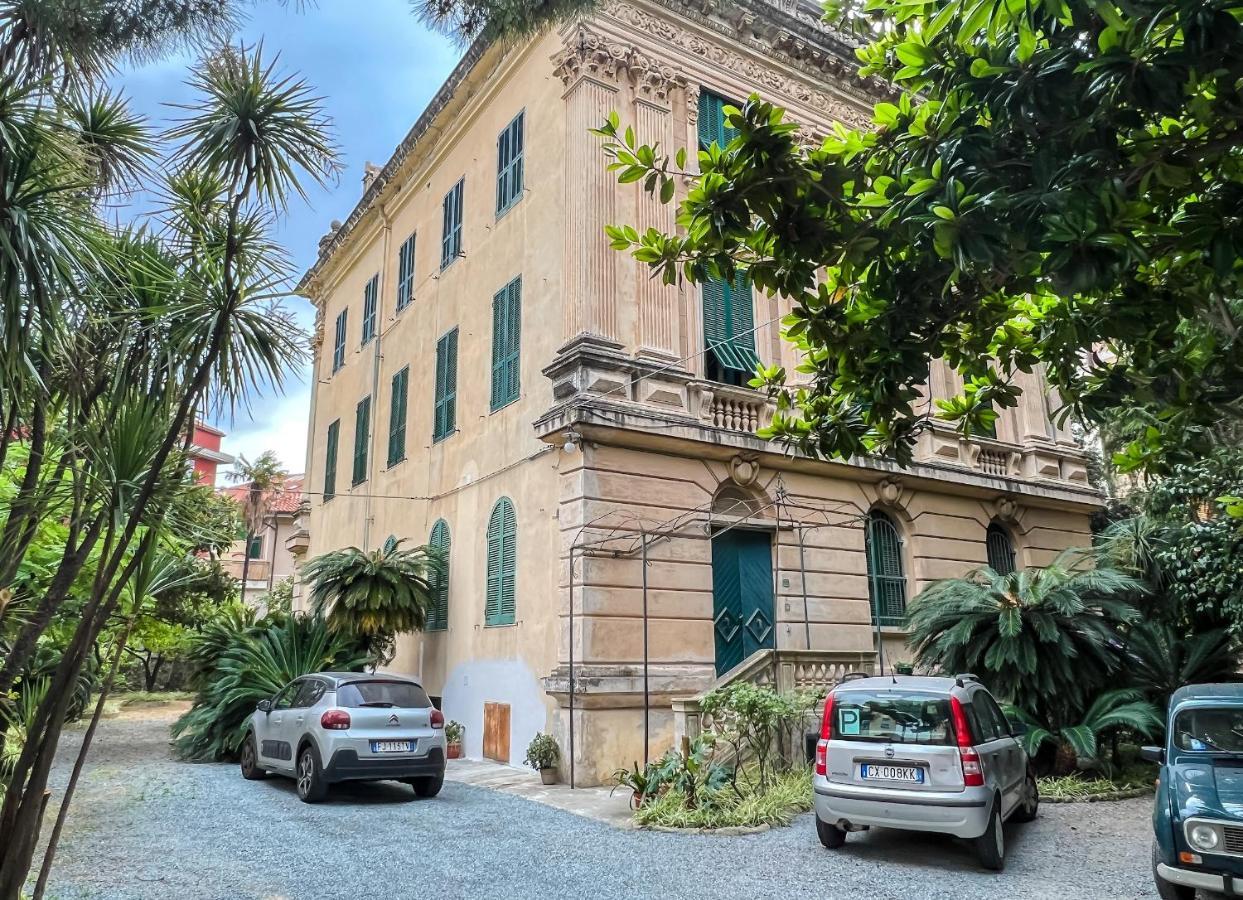 Appartamenti In Villa Del '900 Varazze Ngoại thất bức ảnh